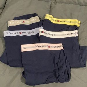 Brand new 5 pack Tommy Hilfiger men’s XL boxer briefs. Never worn